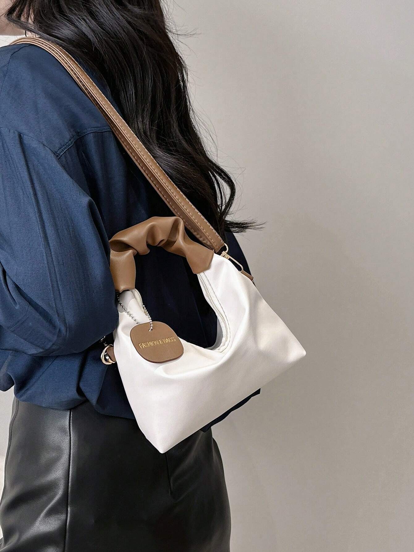 Mini Fashionable Cloud Shaped Folded Handbag, Casual Multicolor Letter Printed & Gold Ribbon Detail, Shoulder Bag, Crossbody Bag, Women's Small Square Bag